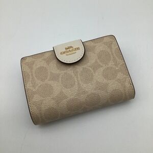COACH Medium Corner Zip Wallet Sand Chalk Signature Canvas Card Holder CW786 New